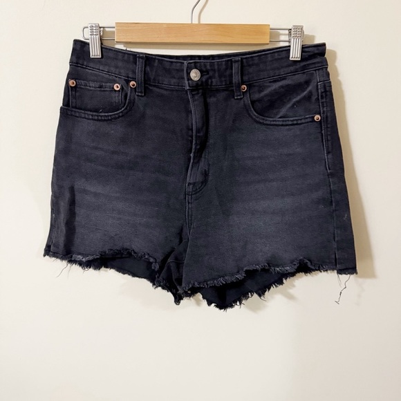 American Eagle Outfitters Pants - American Eagle Highest Rise Boyfriend Black Short Size 8